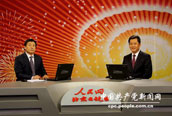 中國人事科學研究院院長吳江與主持人在人民網演播室