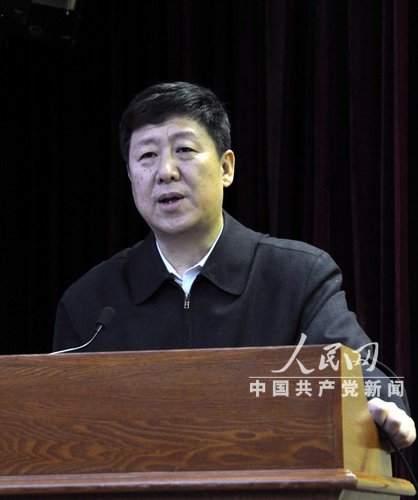 中国中共文献研究会会长、中央文献研究室主任 冷溶