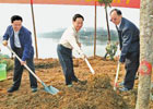 彭清华：尊重自然保护环境 全民建设"美丽广西"